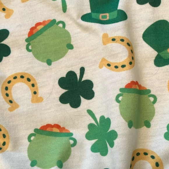 🍀 Size 5 Girls Green Dress Shamrocks St Patrick’s Day - Picture 2 of 5